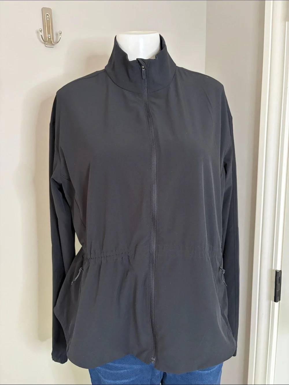 Lululemon UV Protective Cinch Waist Running Jacket Black Lightweight Run Sz S